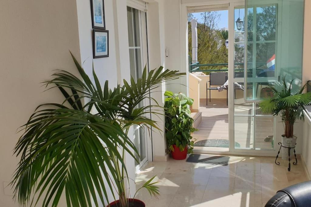 Luxury Penthouse With Sea&Mountain Views & Hot Tub - Tranquility & Rest Apartamento Benalmádena Exterior foto