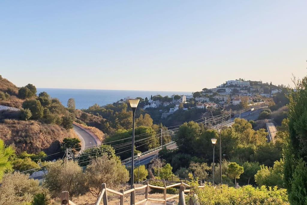 Luxury Penthouse With Sea&Mountain Views & Hot Tub - Tranquility & Rest Apartamento Benalmádena Exterior foto