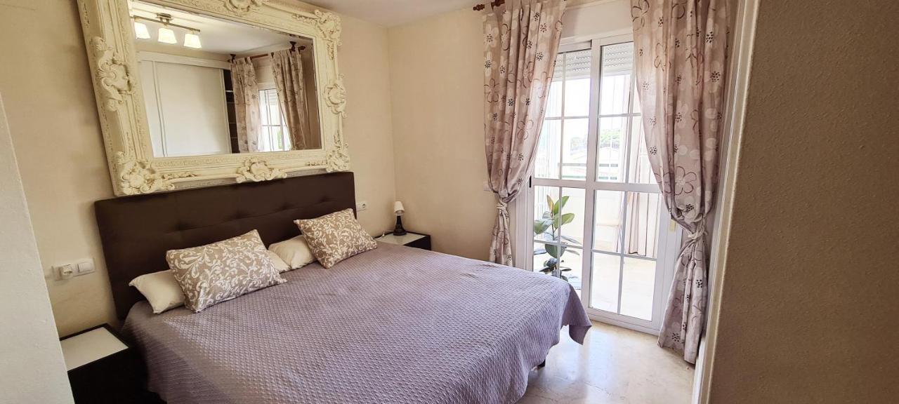 Luxury Penthouse With Sea&Mountain Views & Hot Tub - Tranquility & Rest Apartamento Benalmádena Exterior foto